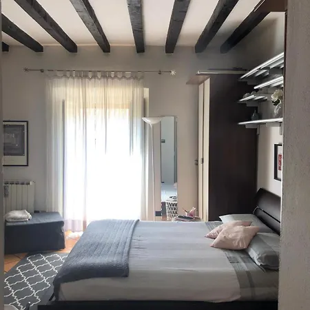 Comfort In Navigli Area Daire